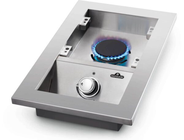 Built-in 500 Series Single Range Top Burner angled on