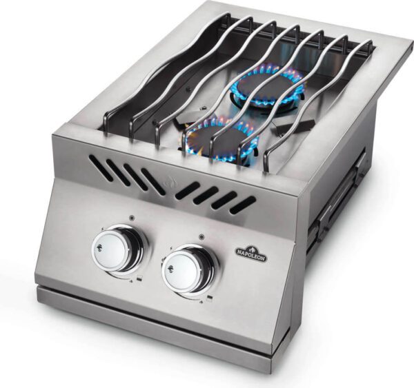 Built-in 500 Series Inline Dual Range Top Burner angled on