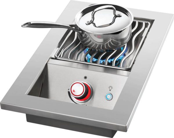 Built-in 700 Series Single Range Top Burner Angled in use