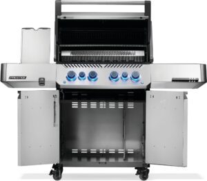Prestige® 500 RSIB with Infrared Side and Rear Burner with all compartments open